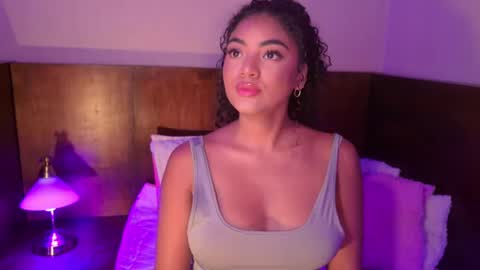 Snapshot of carly_monroe_ chatting on October 7, 11:34 pm Carly Monroe online show from October 7, 11:34 pm