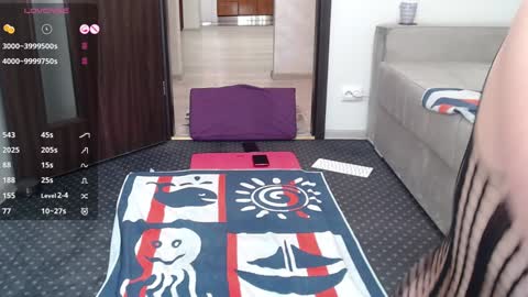 Carmela online show from March 11, 9:45 am