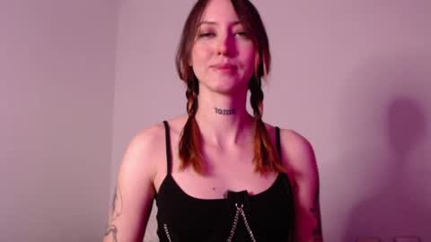 carmennrusso online show from October 12, 10:33 pm