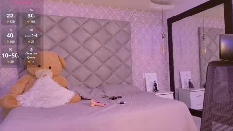 caro_adams1 online show from February 10, 11:13 am