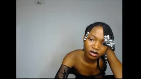 caroline online show from June 9, 4:12 am