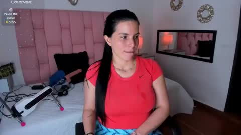 Carol  Cruz online show from January 22, 8:17 pm