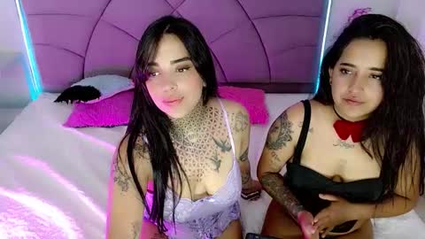 Carolaine01 online show from November 26, 5:10 pm