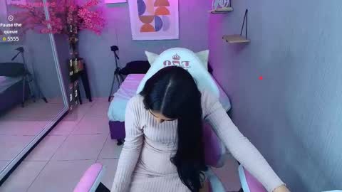 CAROLINA.  online show from March 19, 12:43 pm