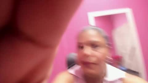 carolina suarez online show from October 4, 3:15 am