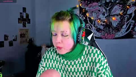 CarolineRichter online show from April 21, 3:57 am