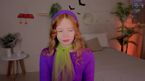 Caro online show from October 31, 3:45 pm