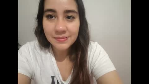 Carolyn Lux online show from December 7, 10:01 pm