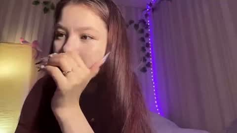 Emma online show from June 14, 5:15 pm