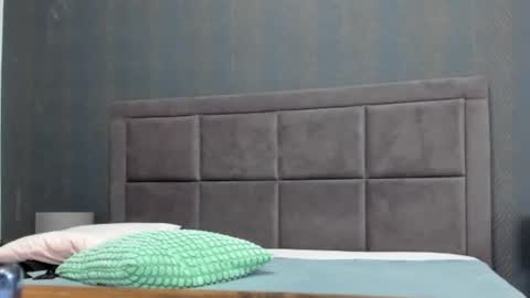 carolynnx online show from November 8, 7:55 am