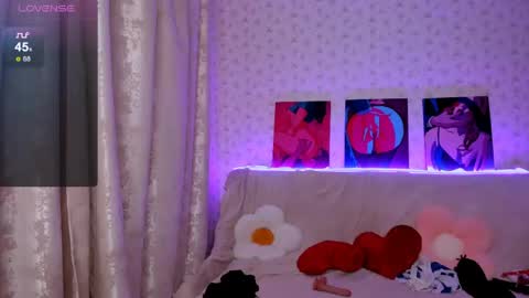 Your 3 online show from May 9, 8:37 pm