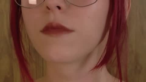 Casandra  online show from May 4, 7:20 pm