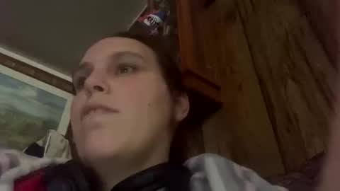 Cash Couple online show from March 6, 11:04 pm