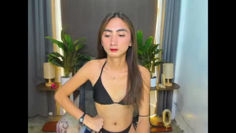 cassandrafoxxx online show from May 29, 7:12 pm