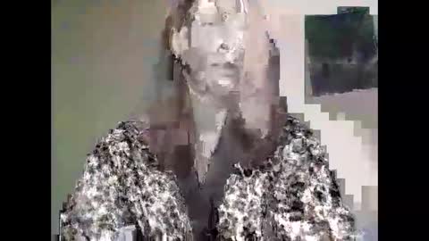 Snapshot of cassandragood chatting on October 21, 8:41 am Lena online show from October 21, 8:41 am