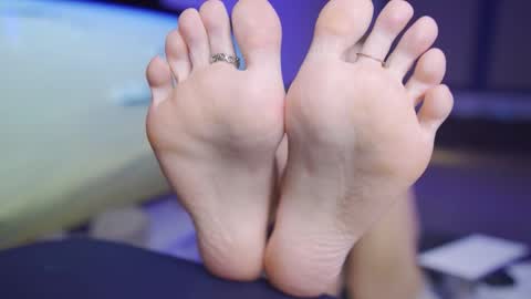 Seductress Cassia  FINDOM AND SADISM  NO NUDE online show from February 25, 5:38 pm