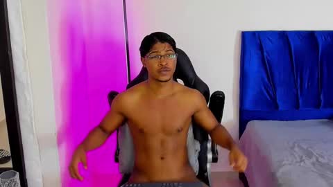 CASSIAN GOLD online show from January 11, 6:25 pm