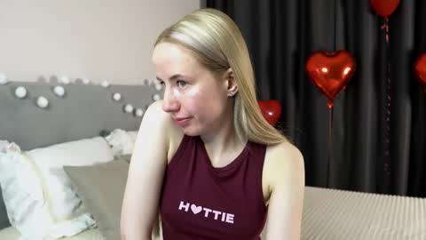 Cassie online show from February 9, 9:39 pm