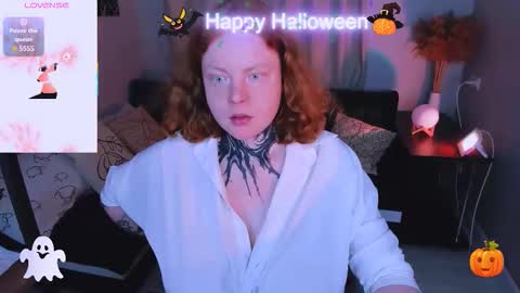 Cassie online show from November 2, 9:59 pm