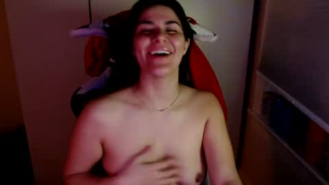 cassiealvarez online show from July 17, 6:04 am