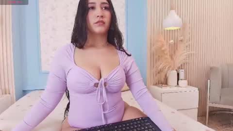 Cassierouse online show from June 12, 12:15 pm