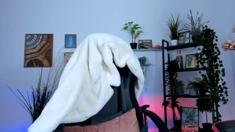 Im your sweet candy try me soon  online show from December 11, 5:32 am