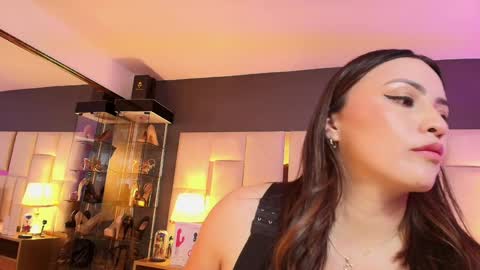 catalina online show from February 5, 6:59 pm