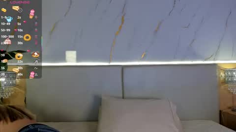 cata_johnss online show from September 18, 12:53 pm