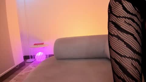 cata_n_cami online show from November 12, 4:37 am