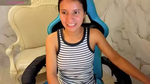 cataleya23_a online show from June 12, 8:19 pm