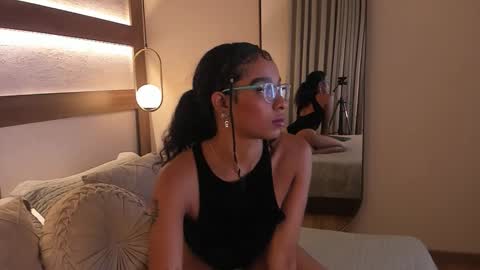 Cataleya online show from November 26, 9:00 pm