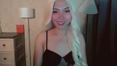 catherine_365 online show from November 26, 6:04 pm