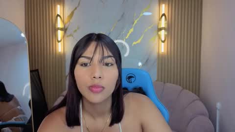 catherine_b_ online show from October 8, 8:04 pm