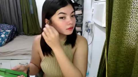 cathy_lyn online show from June 4, 1:00 am