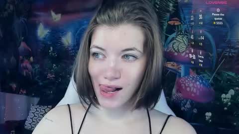 Snapshot of cathybarnes chatting on September 18, 3:43 am cathybarnes online show from September 18, 3:43 am