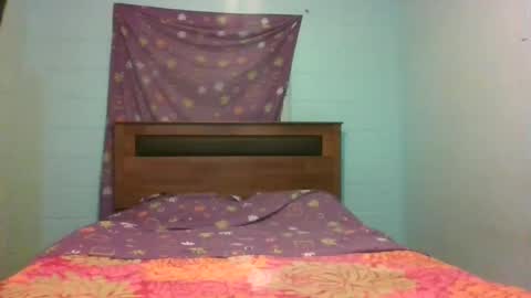 catitaprincess online show from June 18, 3:34 am