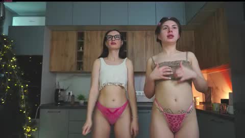 catolinanight online show from December 19, 7:15 am