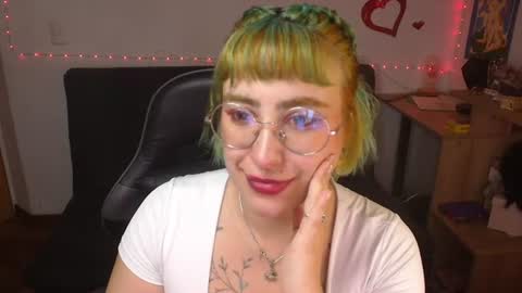 im MIA  -Independent Model  MY OF is catsito3 online show from July 14, 1:42 am