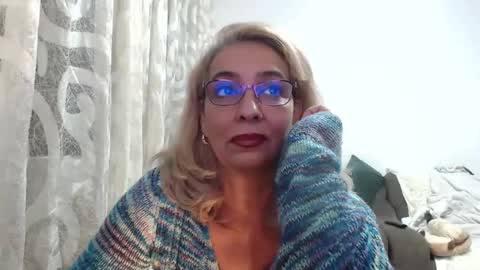 cecylya4u online show from October 5, 7:54 pm