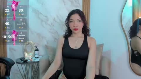 celeste_collinss_ online show from December 15, 3:57 am