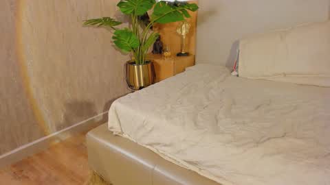 Celeste online show from March 25, 8:37 pm