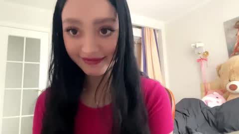 Selena online show from February 20, 1:02 pm