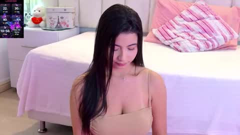 celestte_vanegas online show from February 26, 6:22 pm