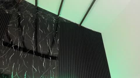 Celeste Bloom online show from January 29, 6:33 am