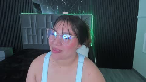 Celeste Bloom online show from February 4, 9:49 am