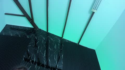 Celeste Bloom online show from January 28, 6:27 am