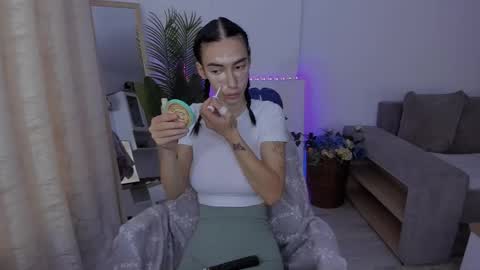 Snapshot of celine_roxelle chatting on September 26, 3:09 pm Celine Roxelle online show from September 26, 3:09 pm