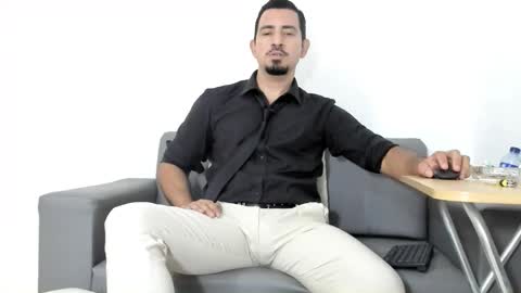Snapshot of cesar_dant chatting on September 16, 12:45 am Cesar online show from September 16, 12:45 am