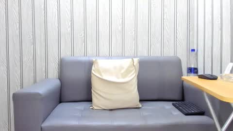 Snapshot of cesar_dant chatting on October 16, 3:44 pm Cesar online show from October 16, 3:44 pm