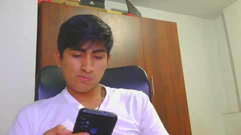 Cesar online show from December 7, 2:03 am